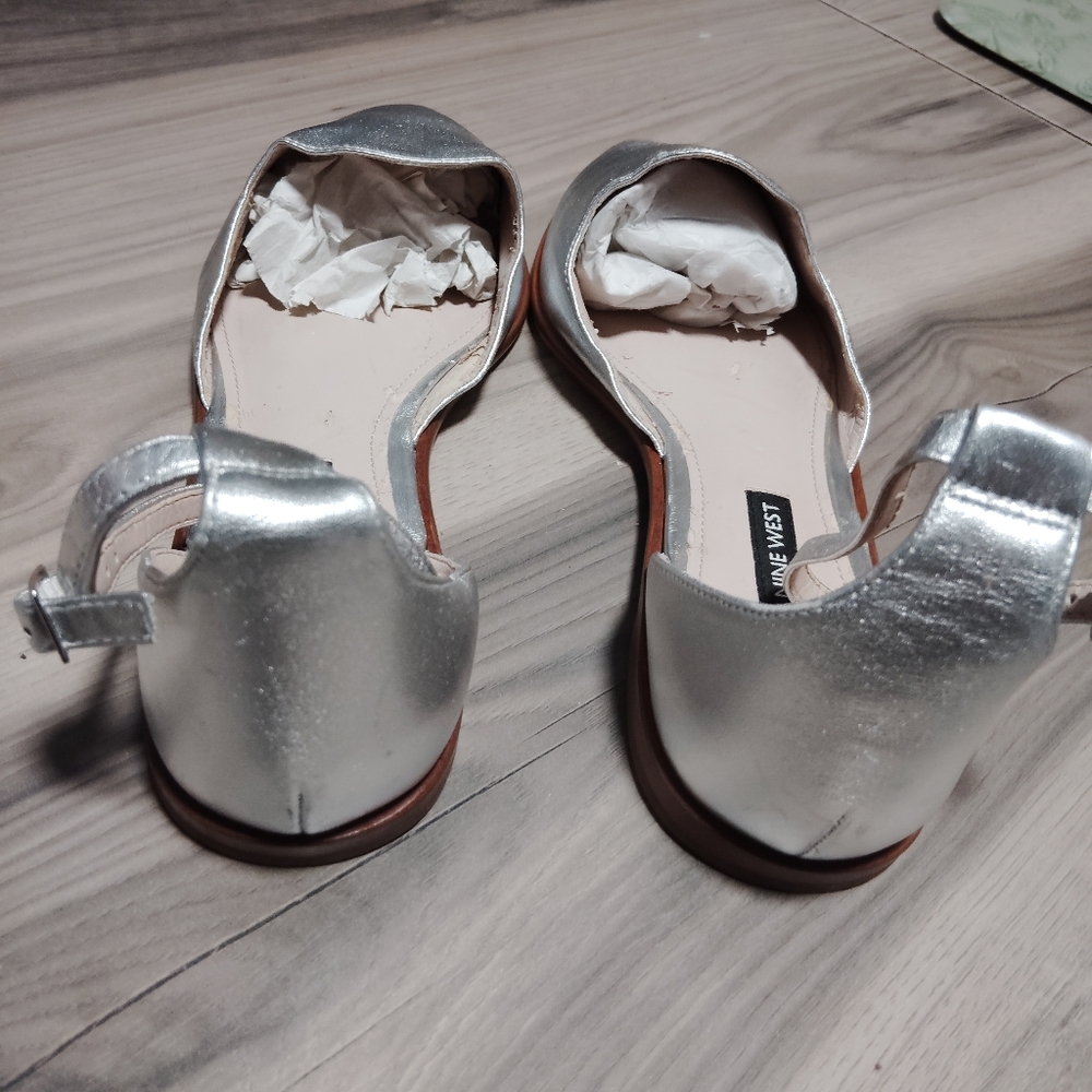 Nine West Oriona Pointed Toe Ankle Strap Slide Flats Sz- 10 1/2 - Picture 5 of 8